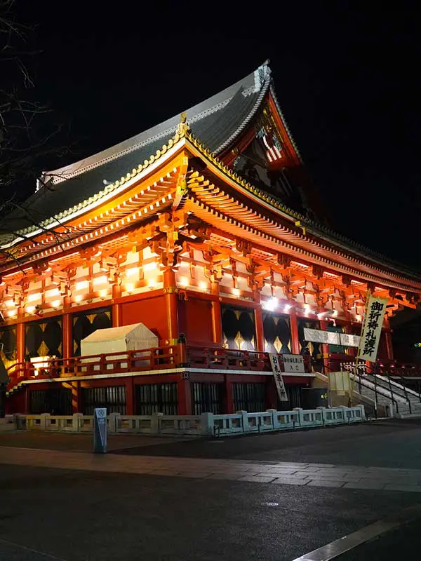 SensoJi Tokyo Giappone notte