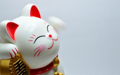La leggenda del maneki neko, la storia del gatto che invita