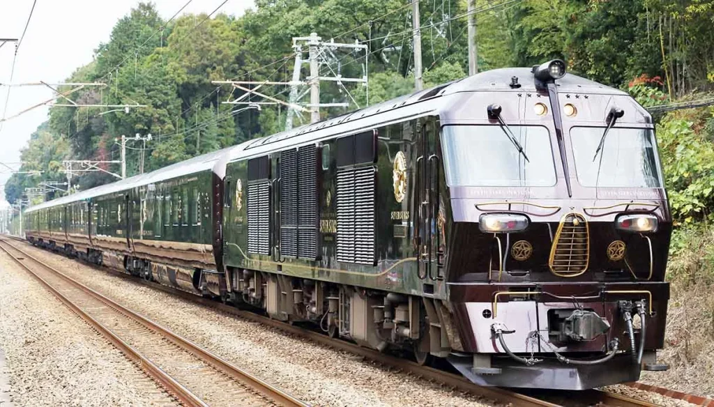 Il treno sette stelle del Kyushu